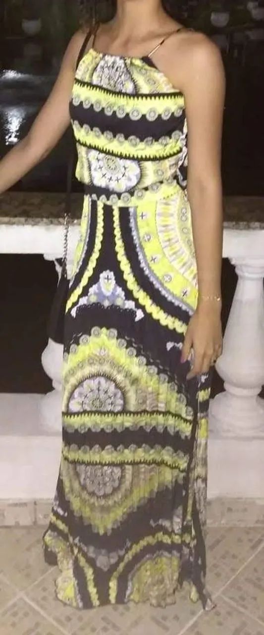 Vestido estampado com alças finas - Foto 3