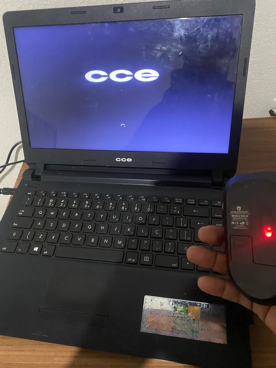 Vendo notebook cce