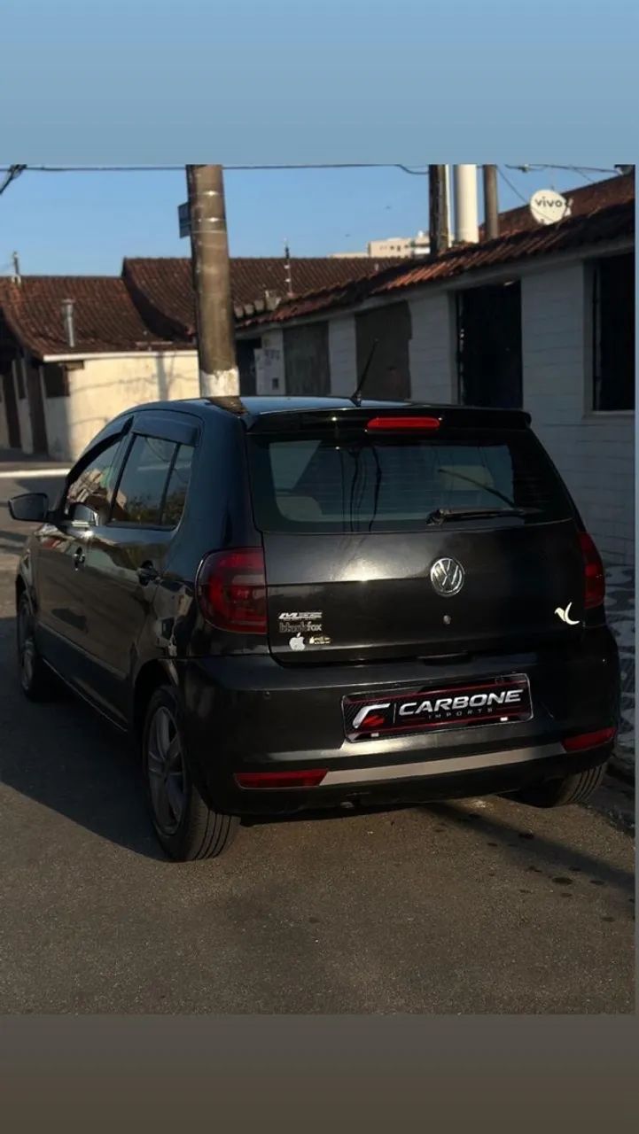 Volkswagen Fox Fox 1.0 Mi Total Flex 8V 5p 2012