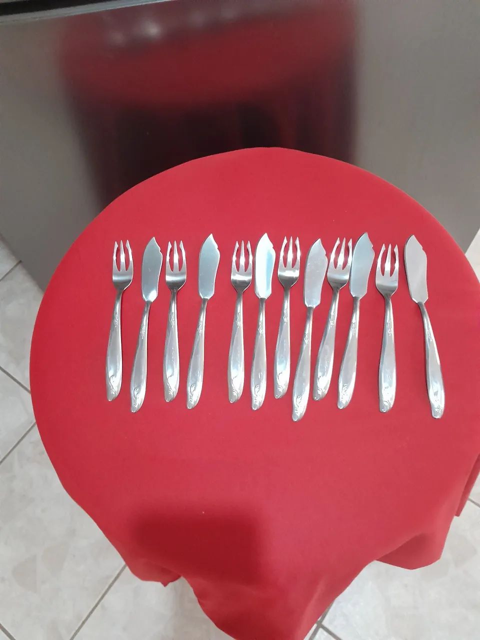 Conjunto de facas e garfos marca elmo  - Foto 2