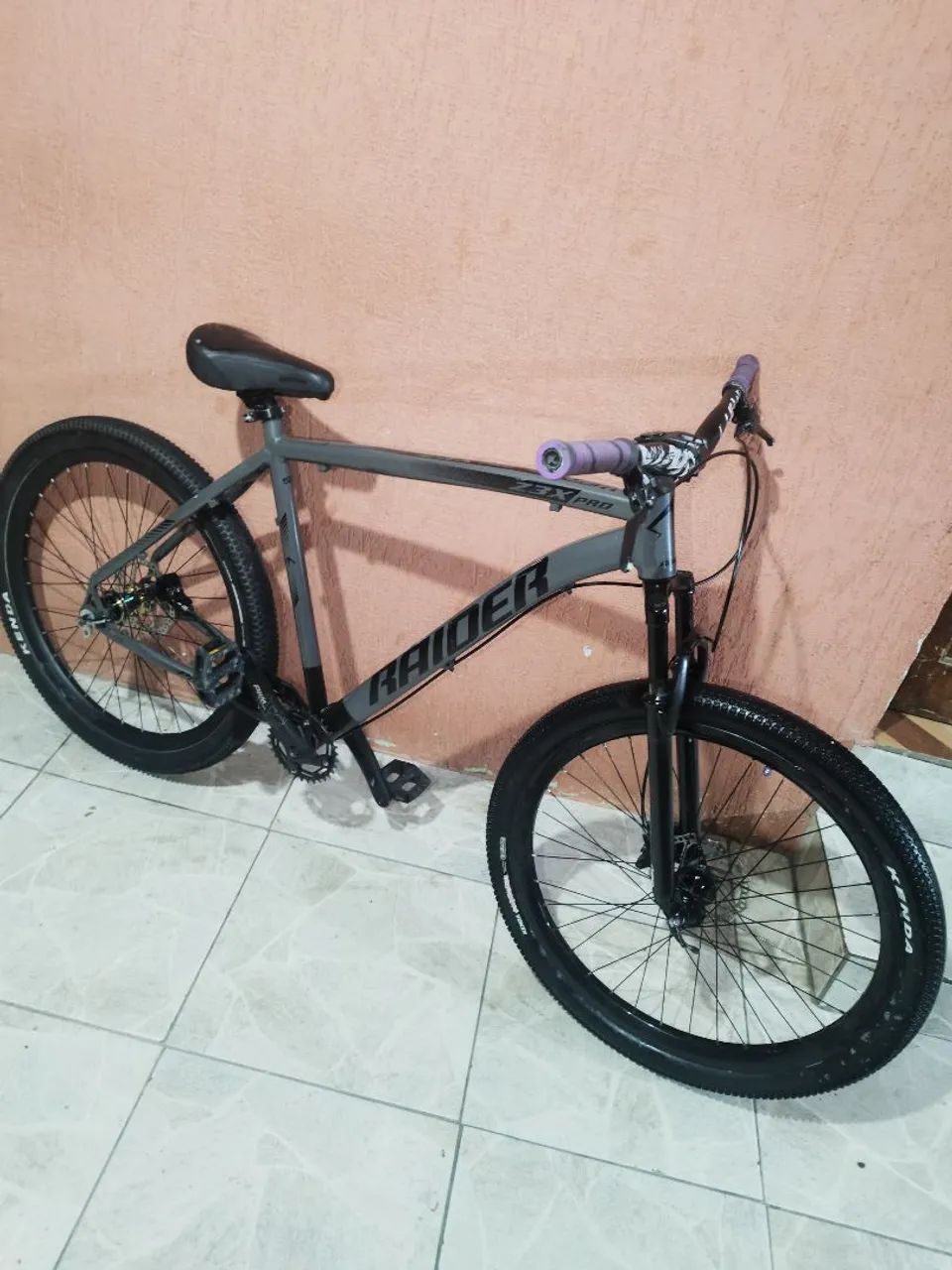 Vendo bicicleta com cubo pro 7 - Foto 3