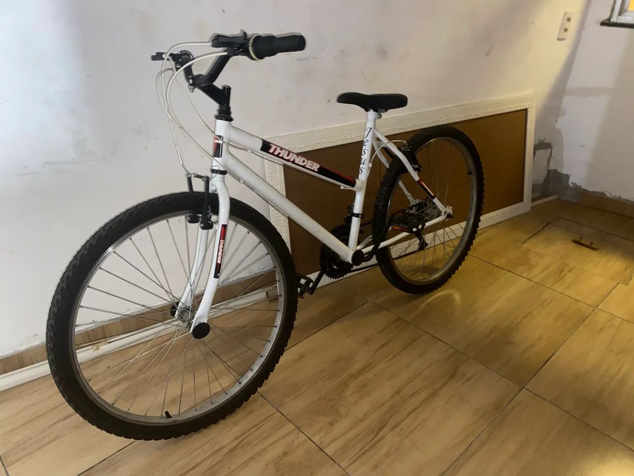 Bicicleta Thunder aro 26 (usada)