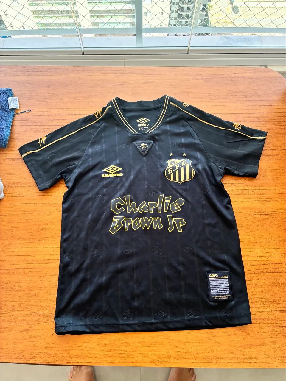 Conjunto umbro infantil santos charlie brow jr. tam 10