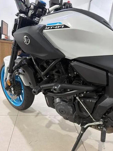 YAMAHA MT07 2026 - Foto 5