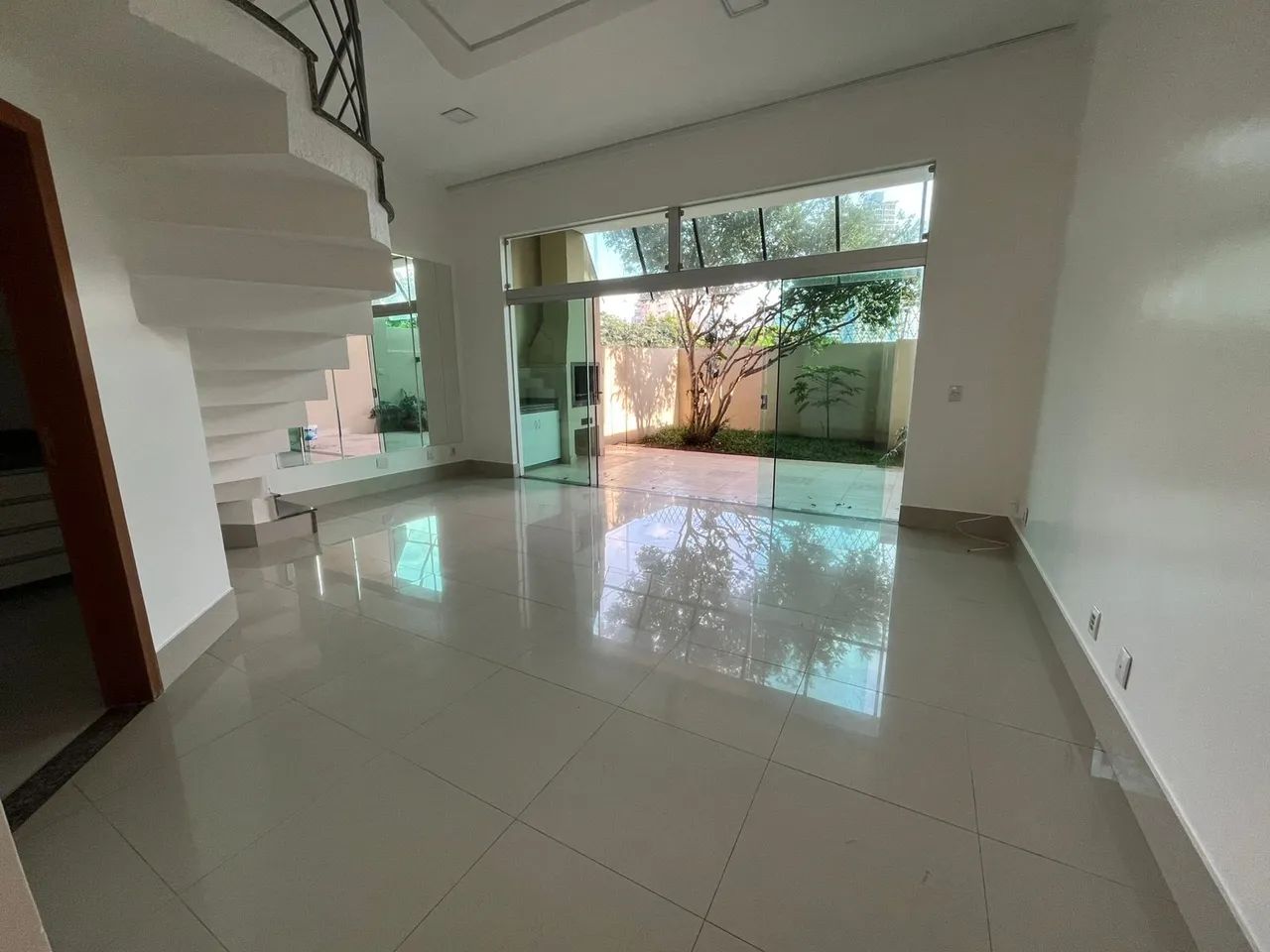 SOBRADO 3 SUITES NO JARDIM GOIAS RESIDENCIAL MADRID - Foto 2