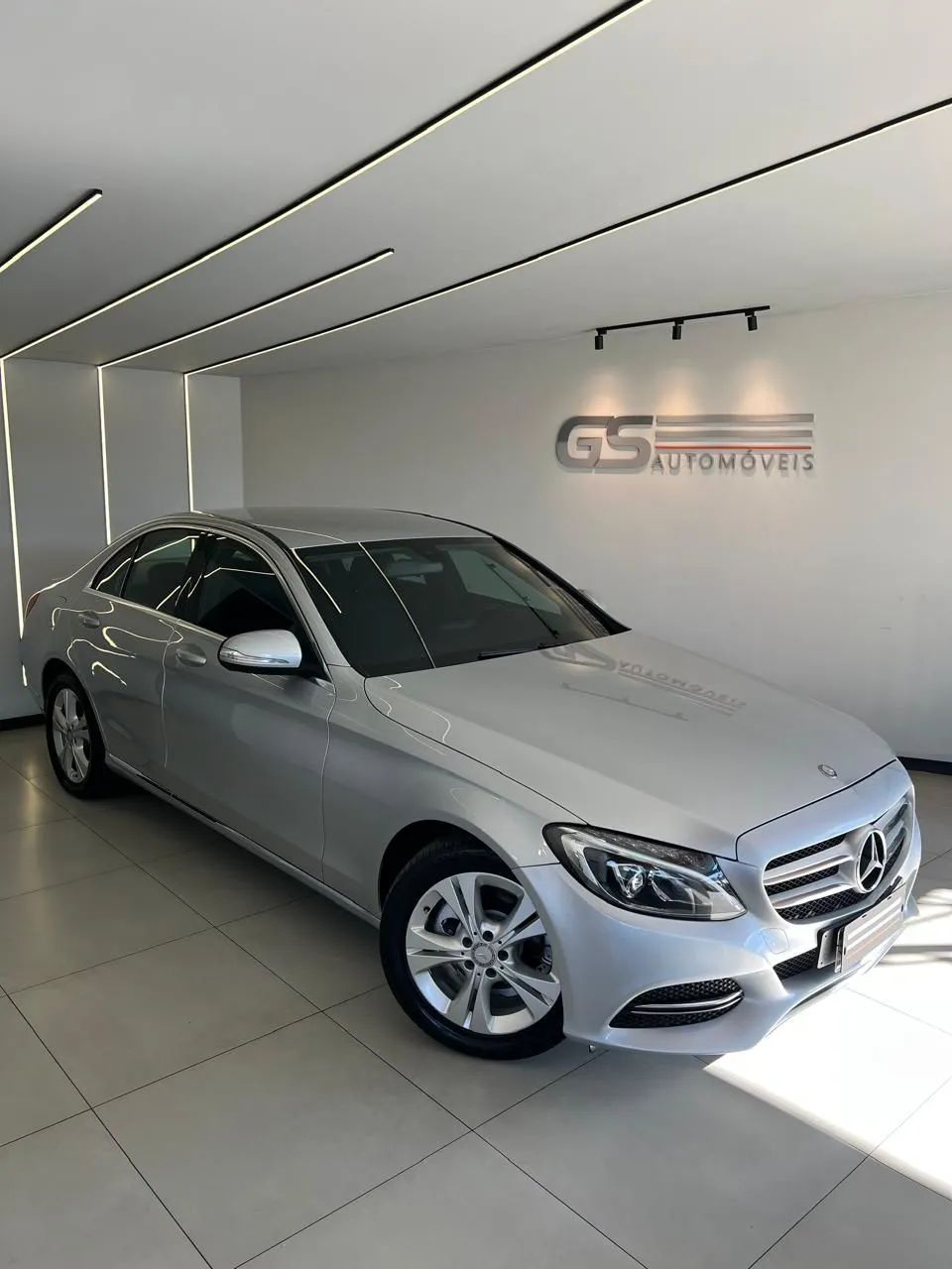 Mercedes-Benz C-180 2015