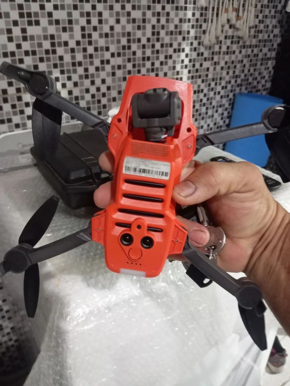 Vendo drone fimi mini 3 já vai com a maleta  - Foto 4