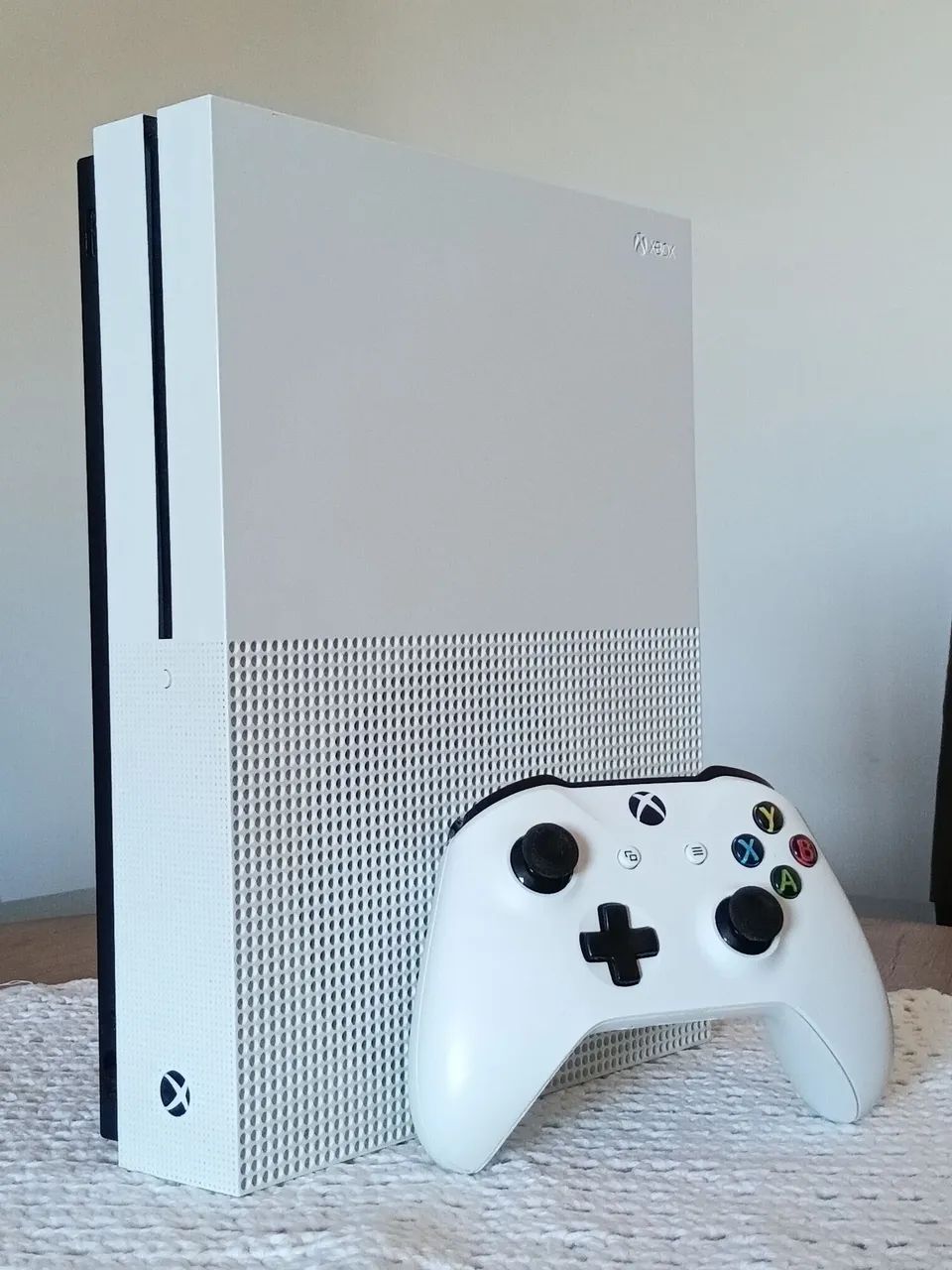 XBOX ONE S 1TB 