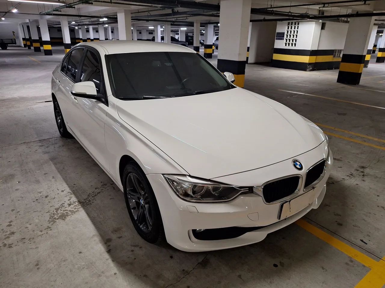 BMW 320I A 2.0 Turbo/activeflex 16V 184cv 4P 2015