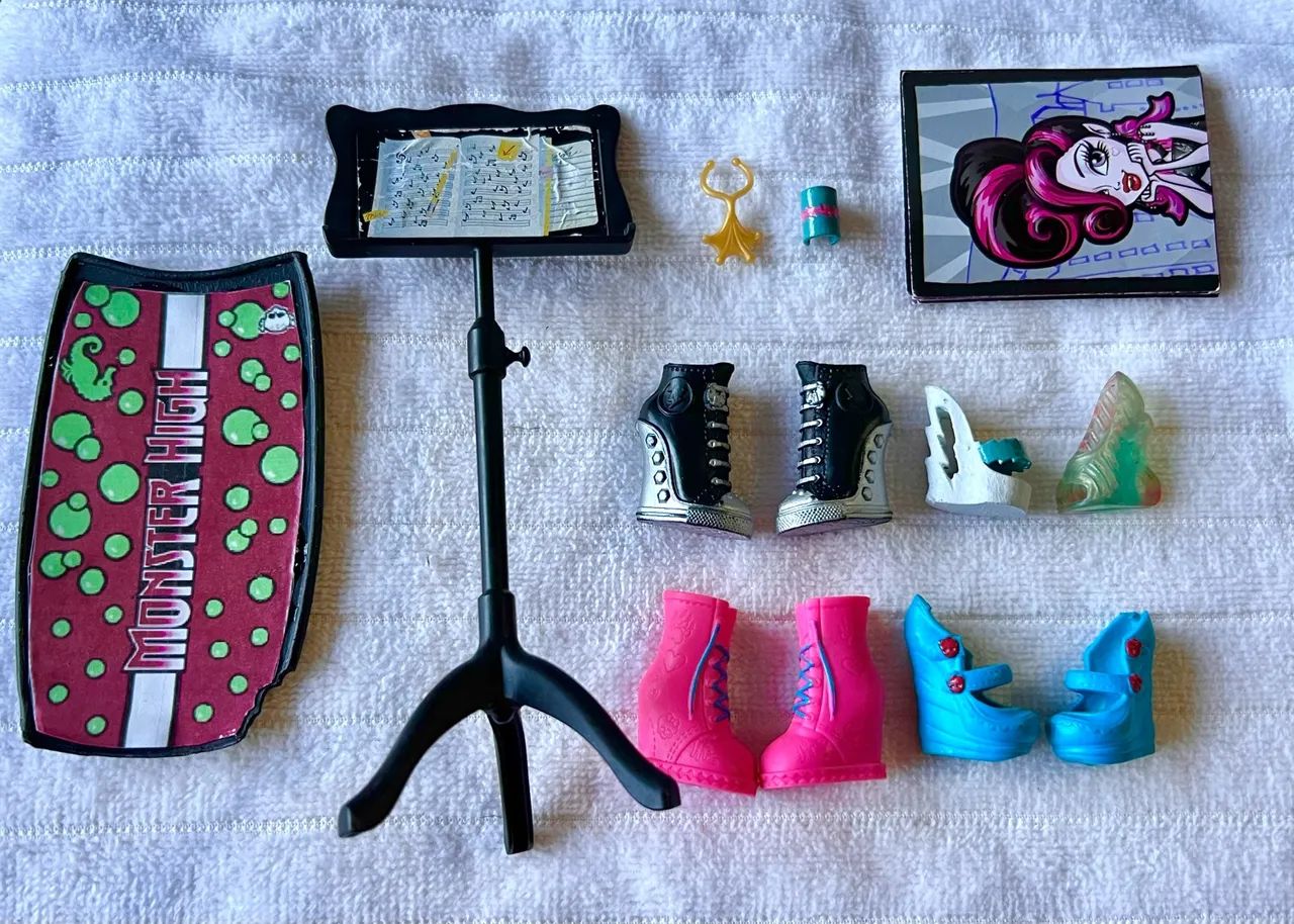 Lote de Acessórios Monster High