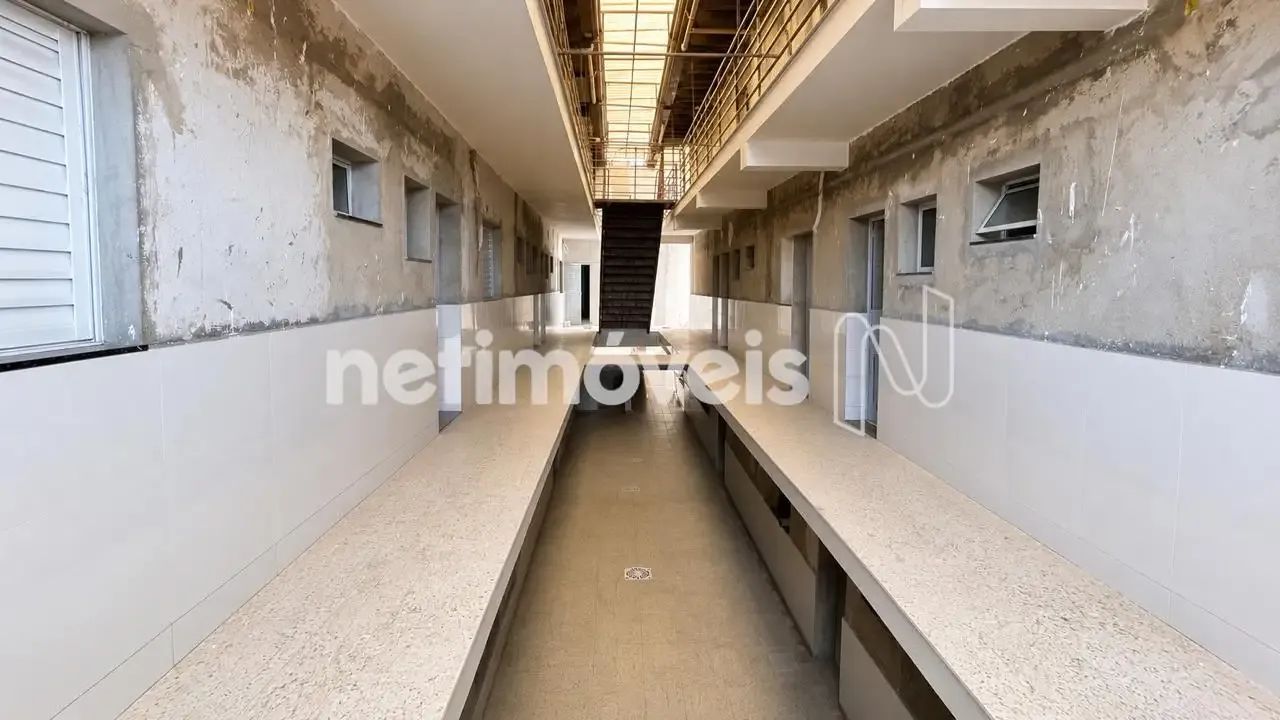 LOTE NO BAIRRO FERNÃO DIAS COM UMA CASA E 20 KITNETS - Foto 3