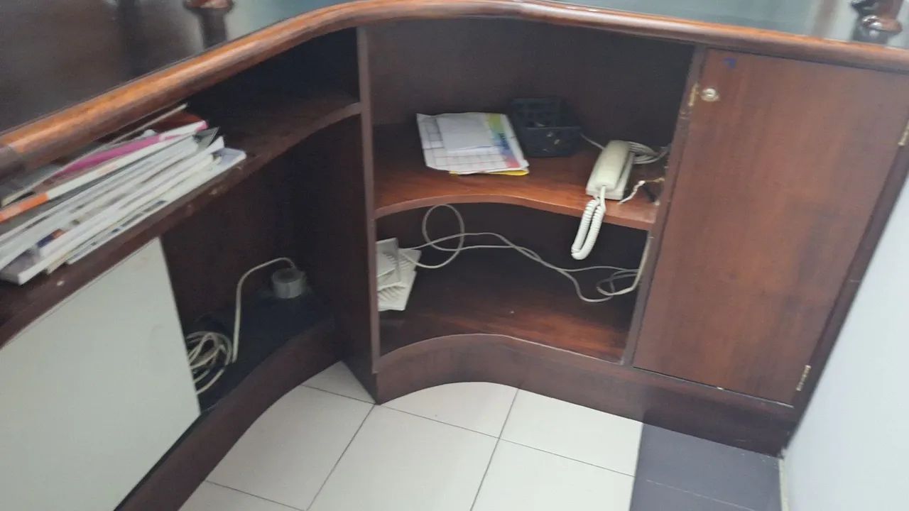 Balcão de recepção loja clássico - Foto 3