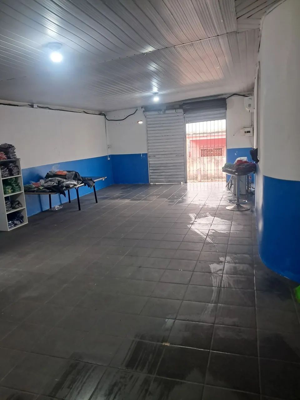 ALUGA-SE PONTO COMERCIAL