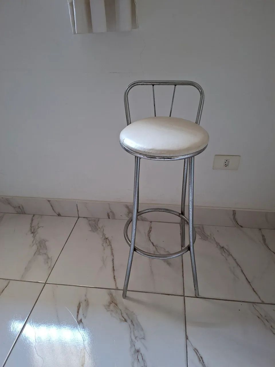 Banco - Foto 2