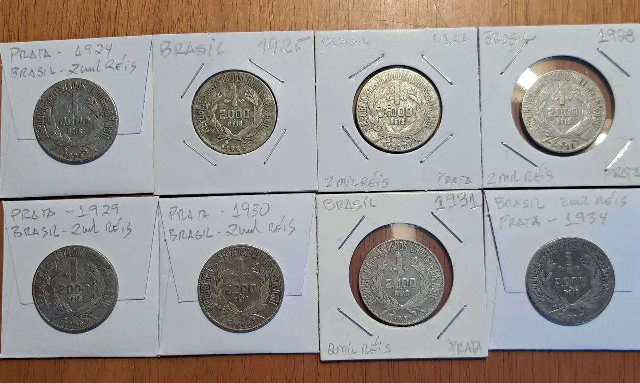 8 Moedas de prata 2000 Réis de 1924 a 1931 bem conservadas de colecionador