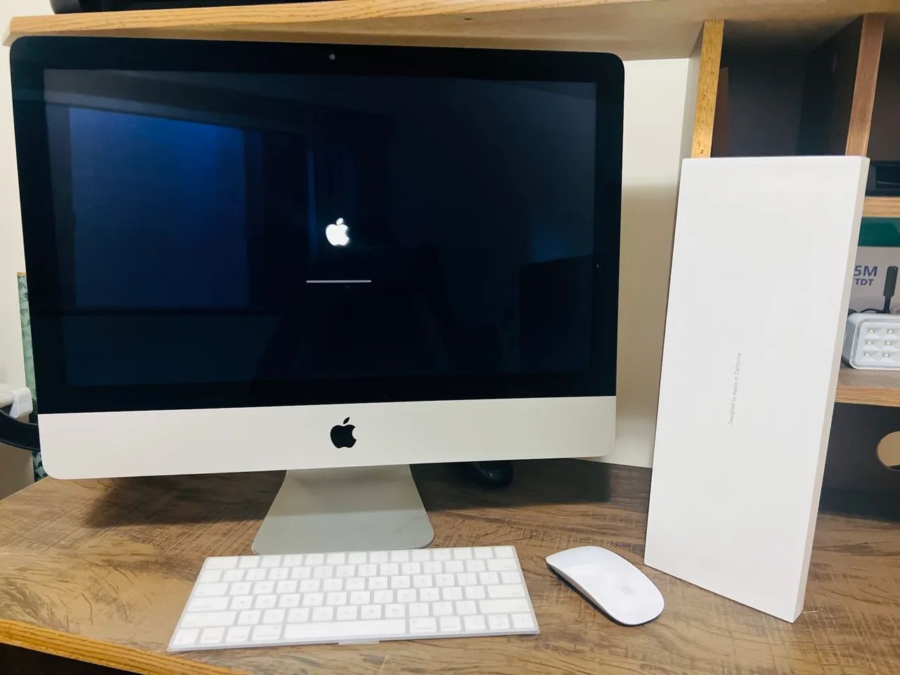 Imac 2017 Core I5 8GB Hd 1tb Tela 21.5 - Original/Seminovo A1428