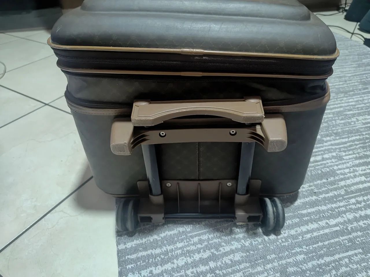 Mala em ótimo estado  - Foto 3