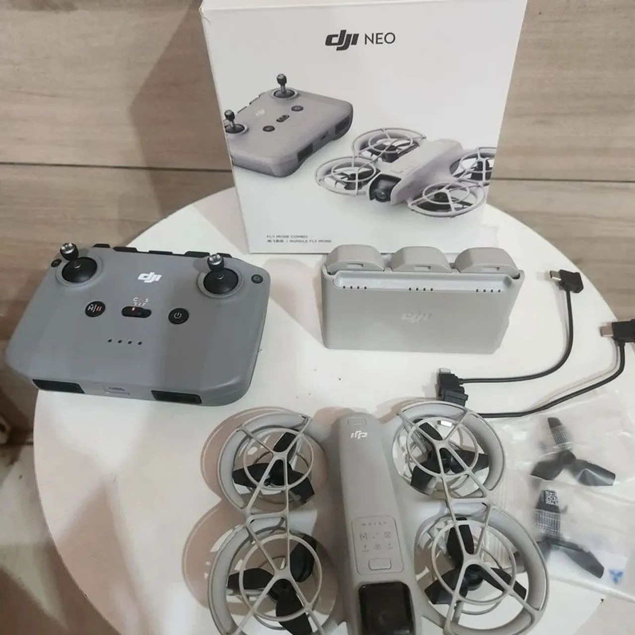 Drone Dji Neo Original com NOTA FISCAL - kit completo + maleta original 