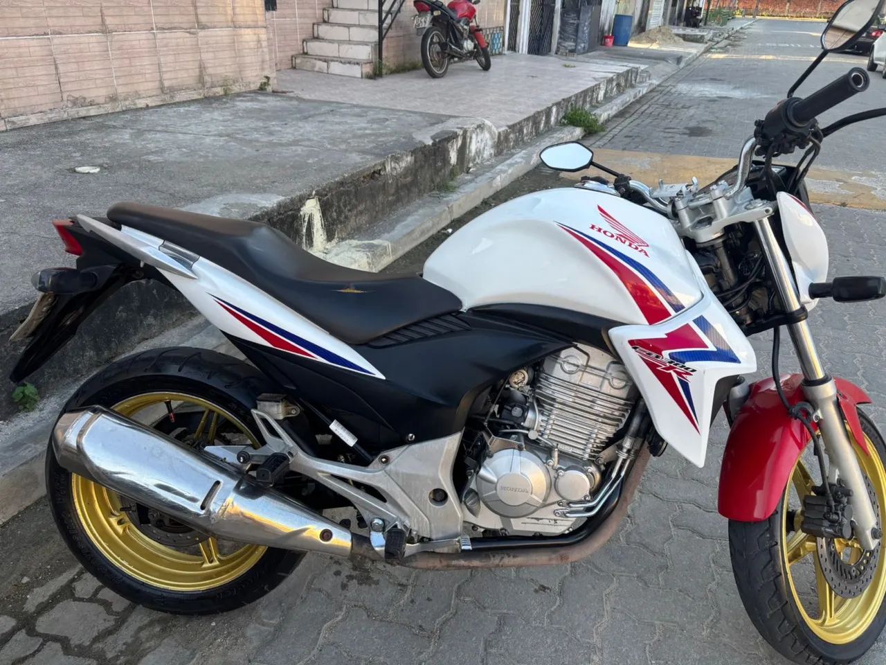 Vendo Cb300 2015 - Foto 2