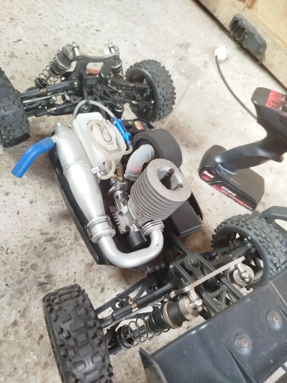 Automodelo Buggy 1/8 - Foto 3