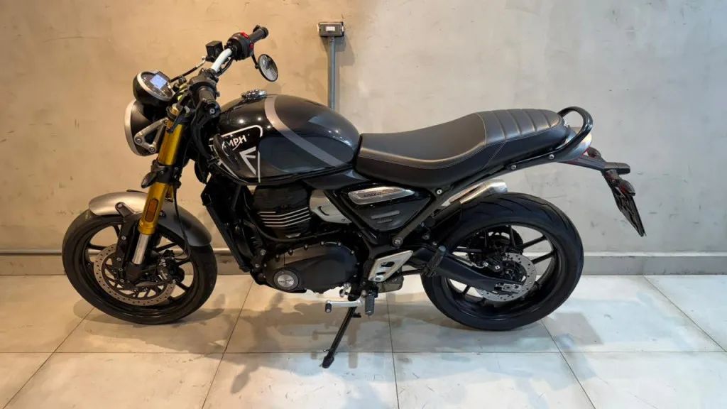 Triumph Speed 400 - Foto 4