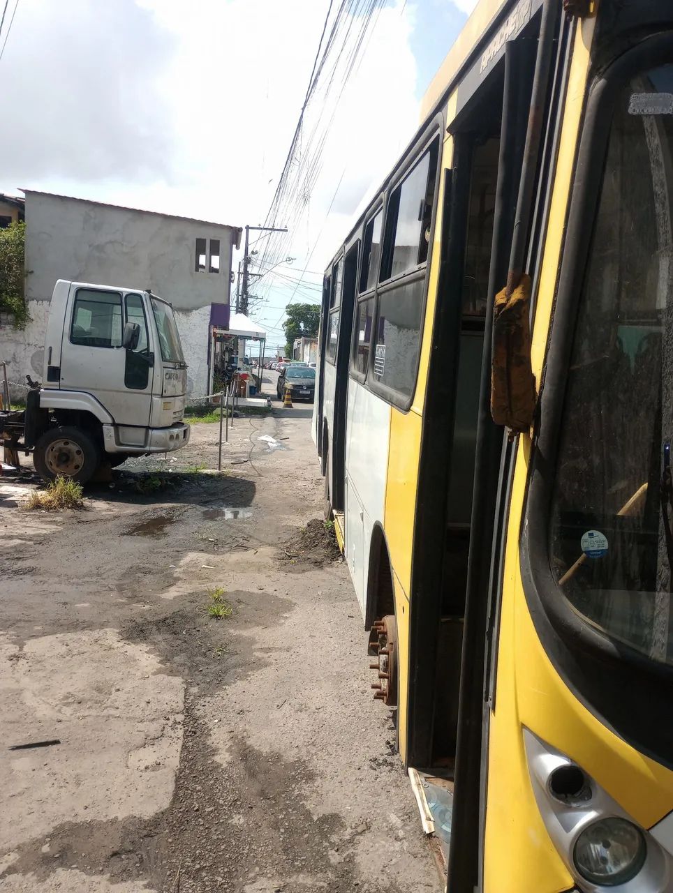 Ônibus pra vender ou jogo !