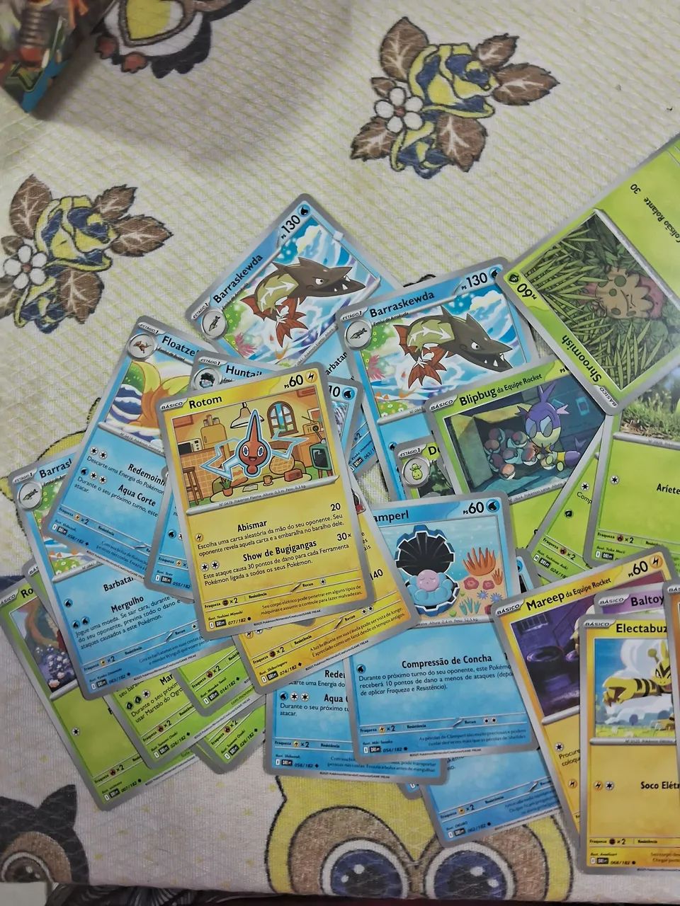 100 Cartas pokémon tcg variadas  - Foto 2