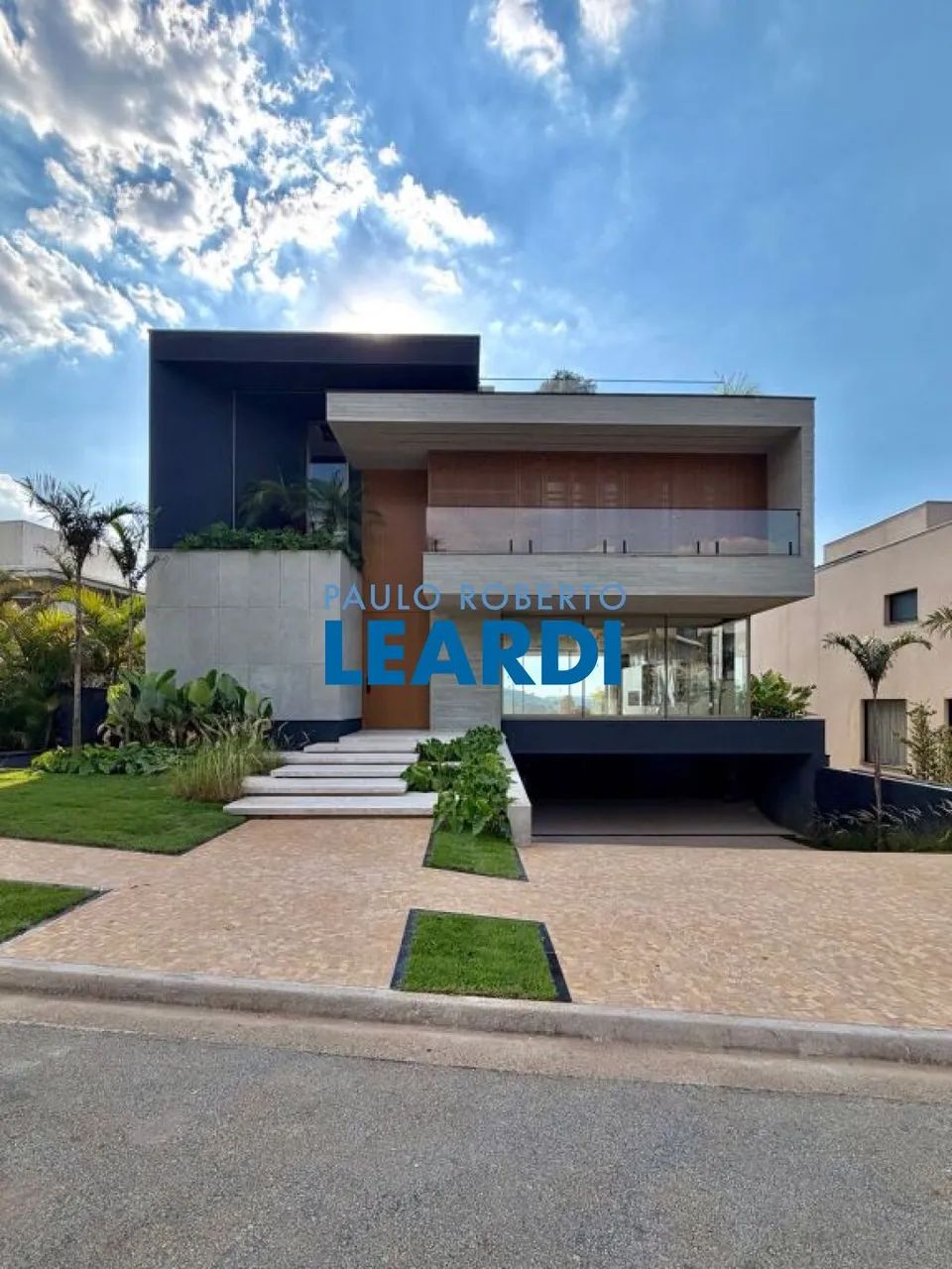 CASA EM CONDOMÍNIO - ALPHAVILLE - SP