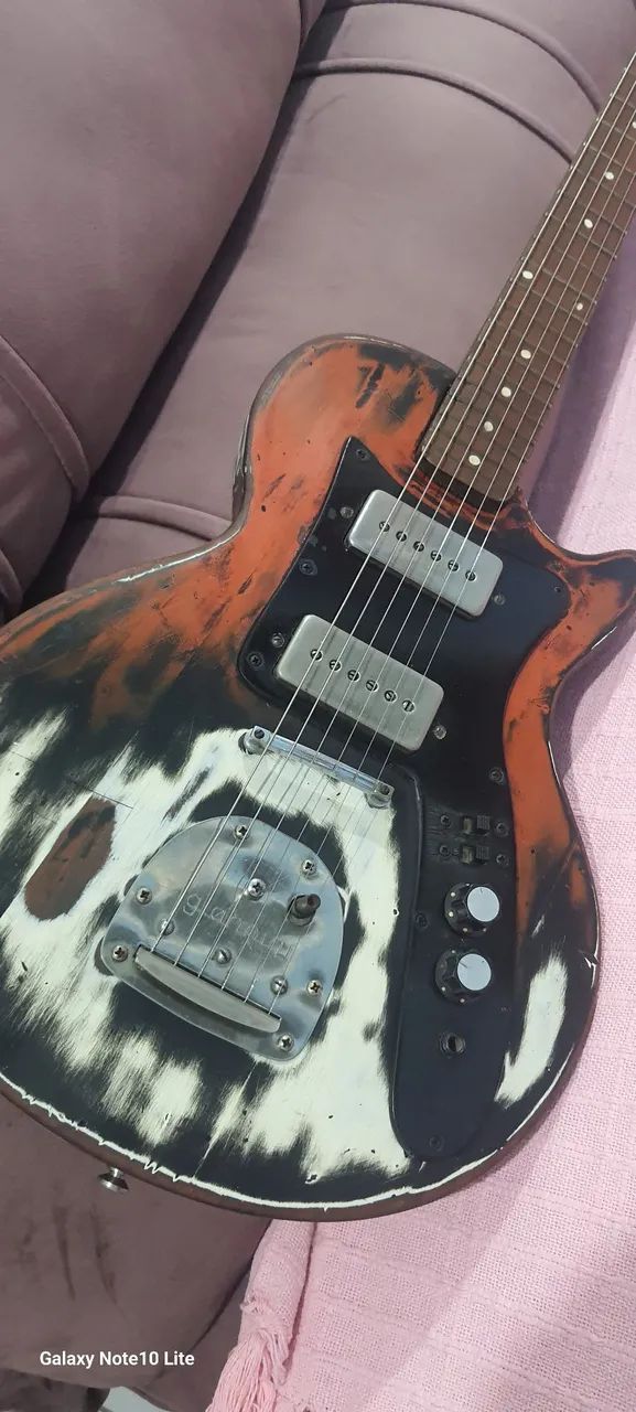Guitarra - Foto 2