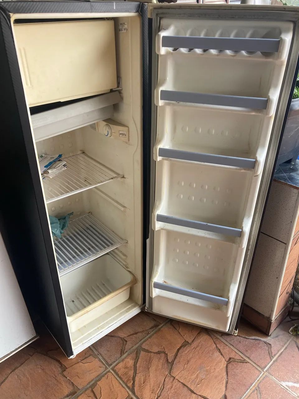 Geladeira cônsul 