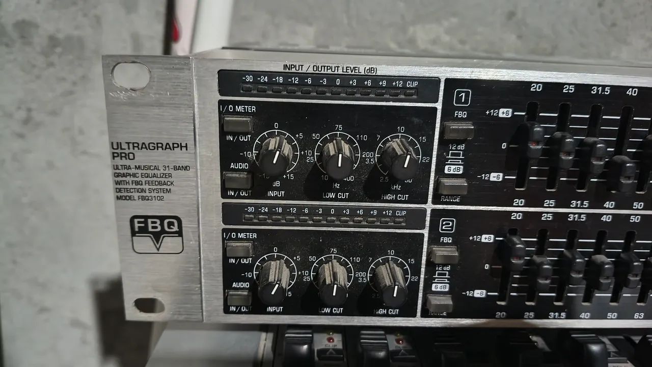 Equalizador Gráfico Behringer - Foto 2