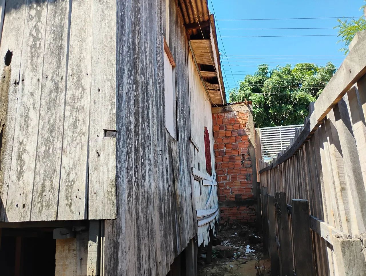 Vendo madeira da casa