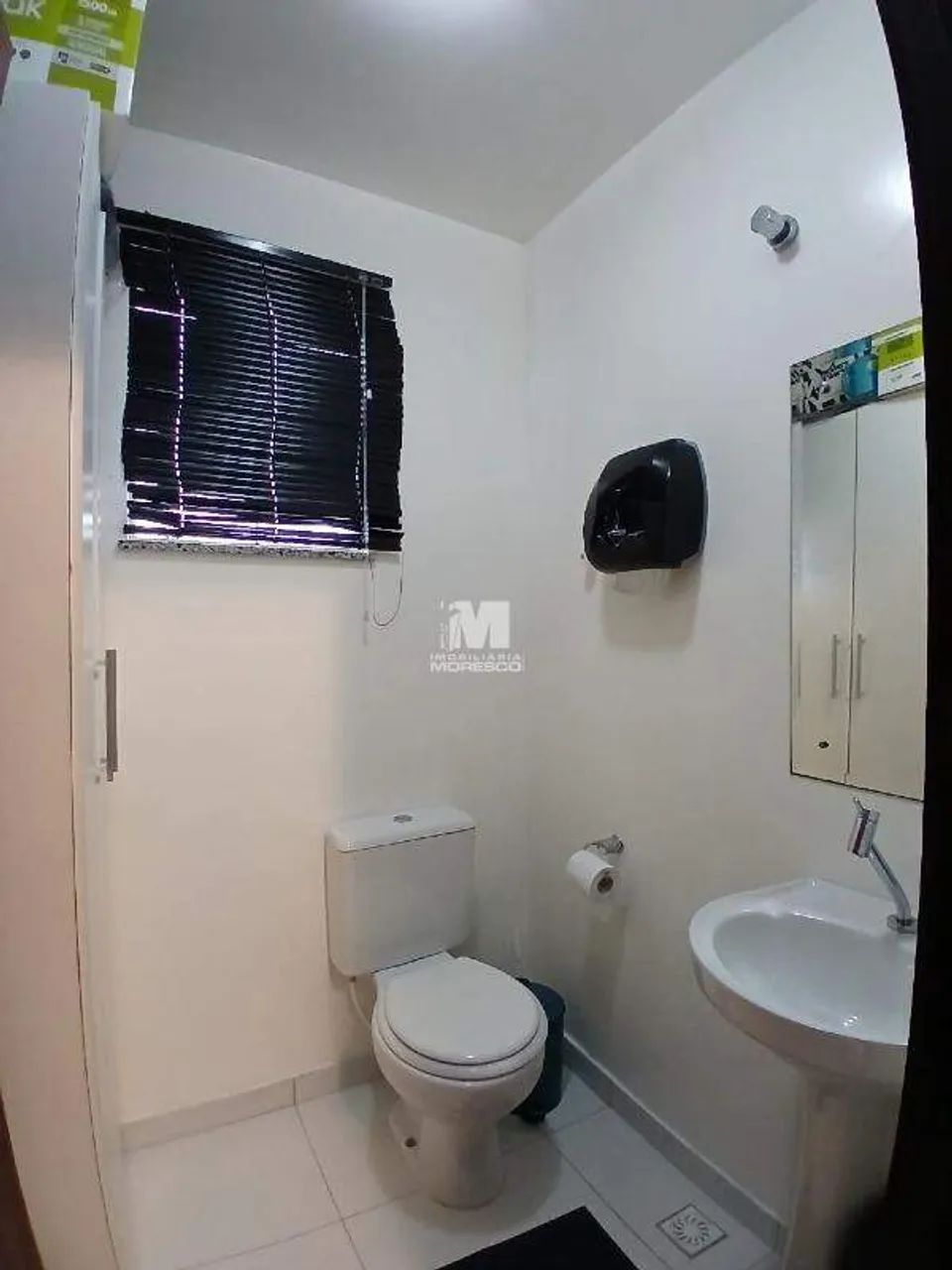 Sala comercial no andar superior no Centro de Brusque! - Foto 5