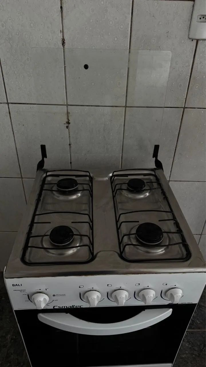 Fogão Esmaltec 4 bocas Pouco Usado  - Foto 3