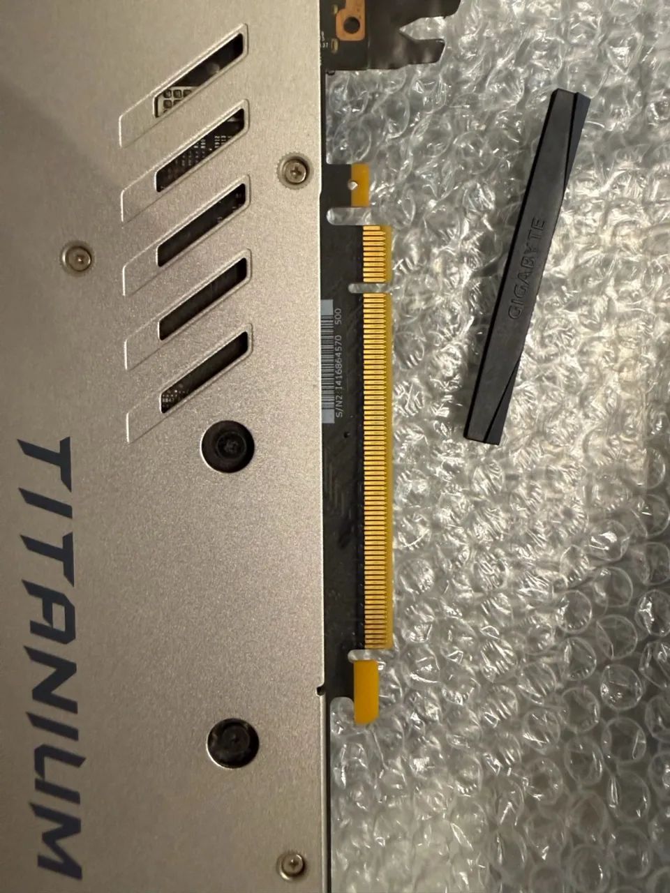 GTX 1070 Ti TITANIUM MSI - Foto 4