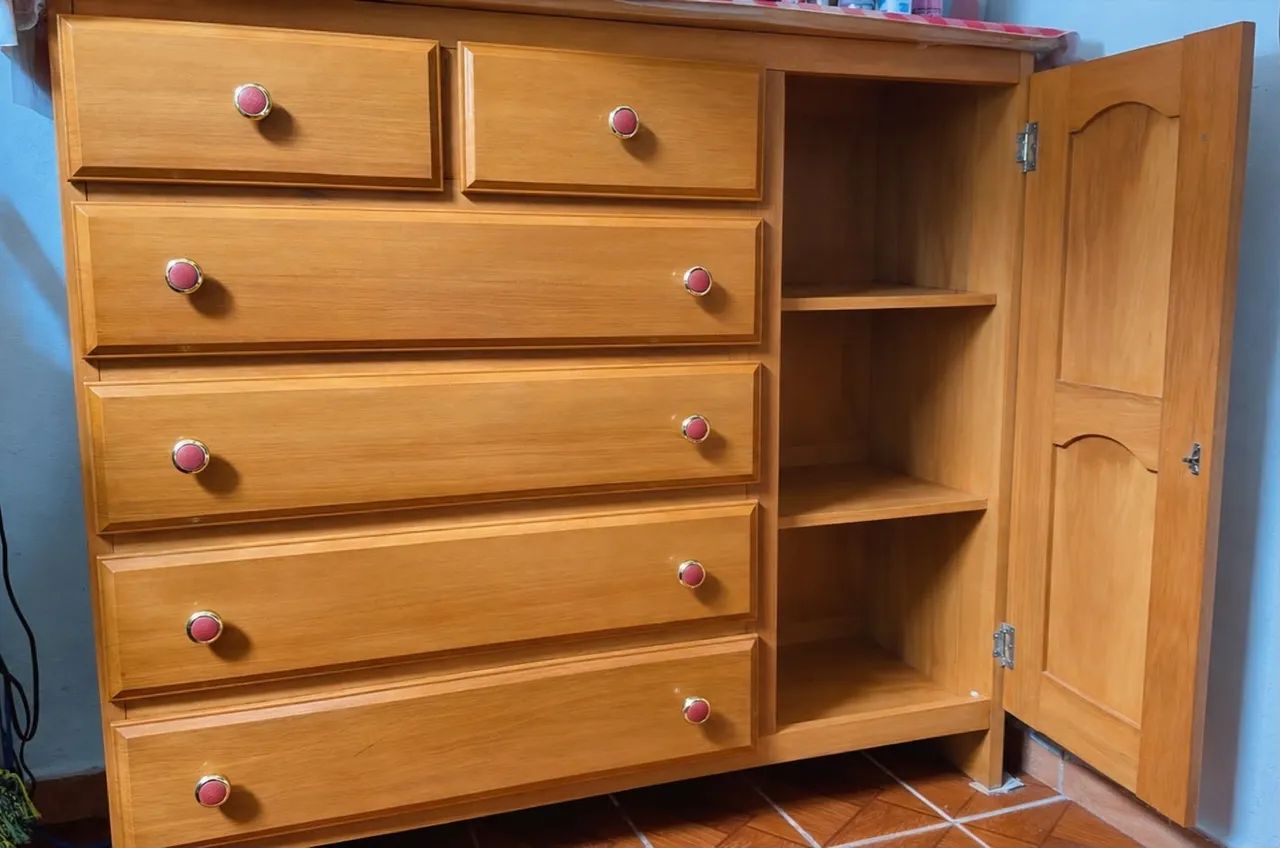 VENDE-SE UMA CÔMODA R$ 600 - Foto 2