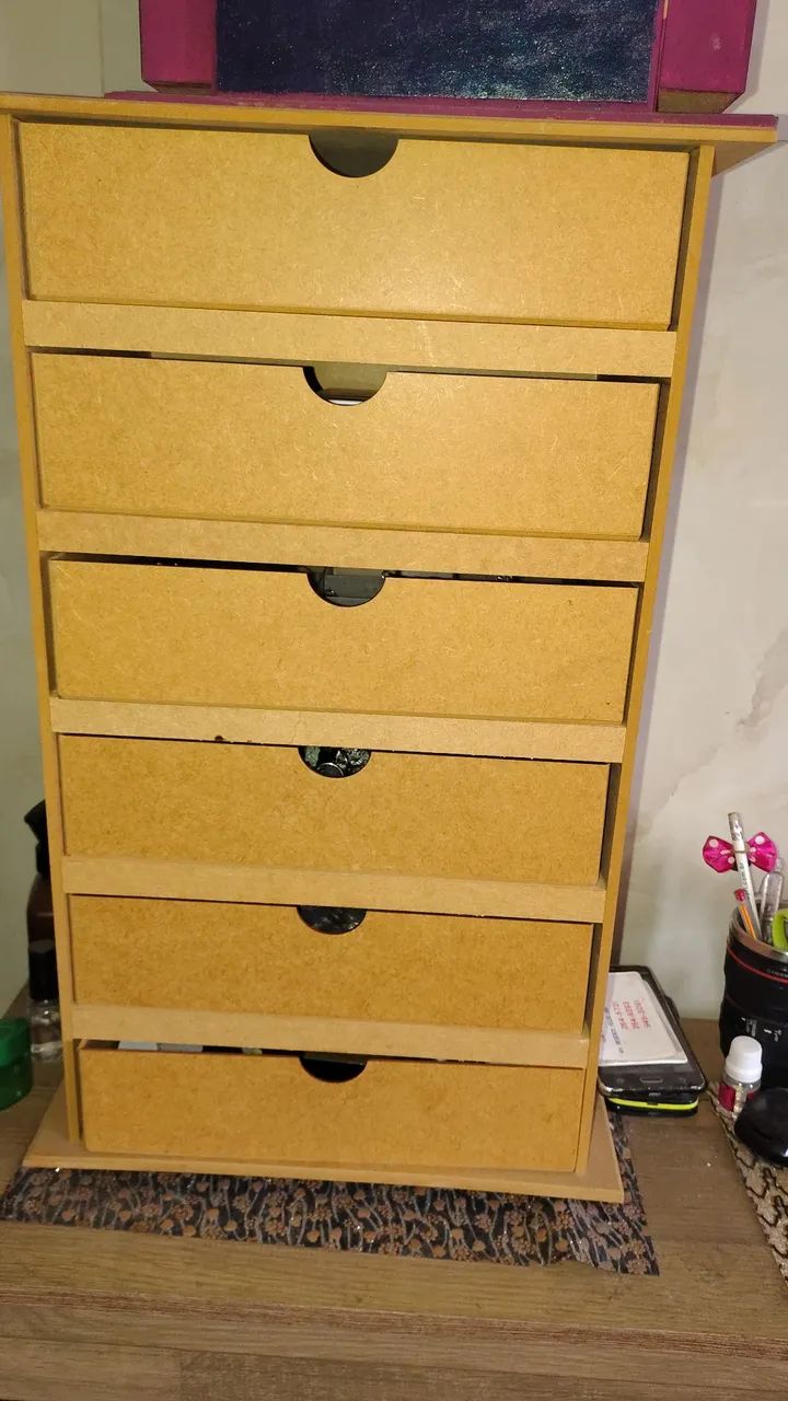 Wooden Drawer Unit