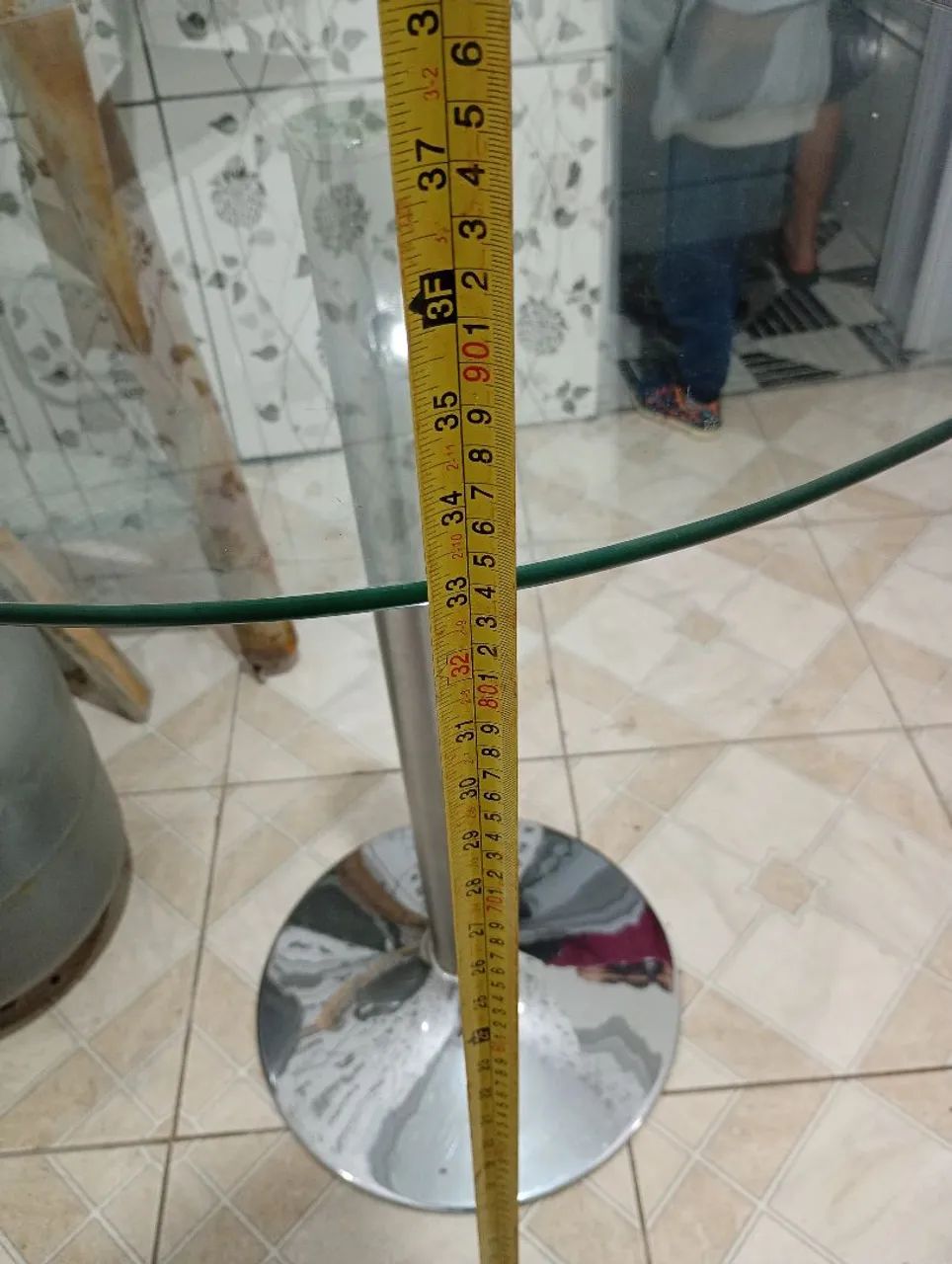 Vendo mesa de vidro redonda - Foto 4