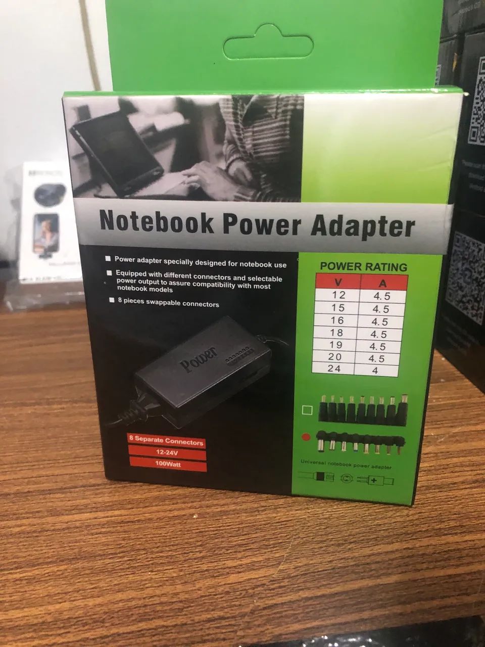 Carregador universal notebook 8pinos 