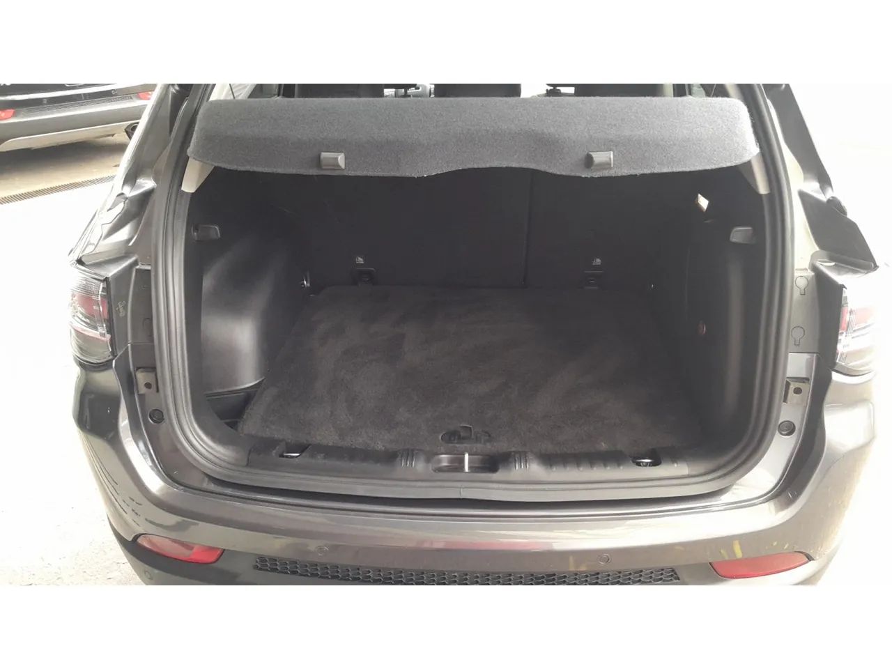 Jeep Compass LONG. T270 1.3 TB 4x2 Flex Aut., foto 14 de 16