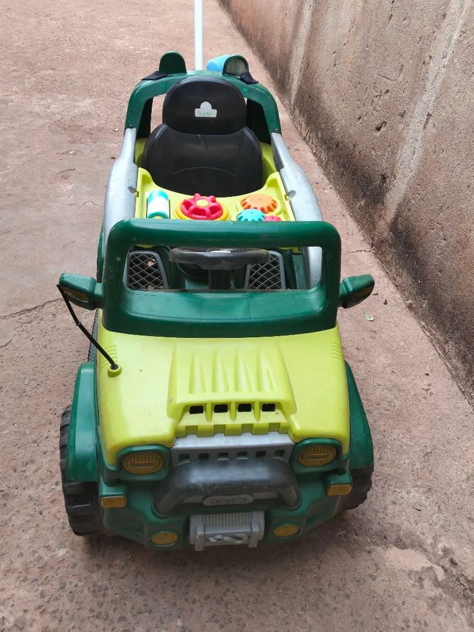 Jeep infantil 