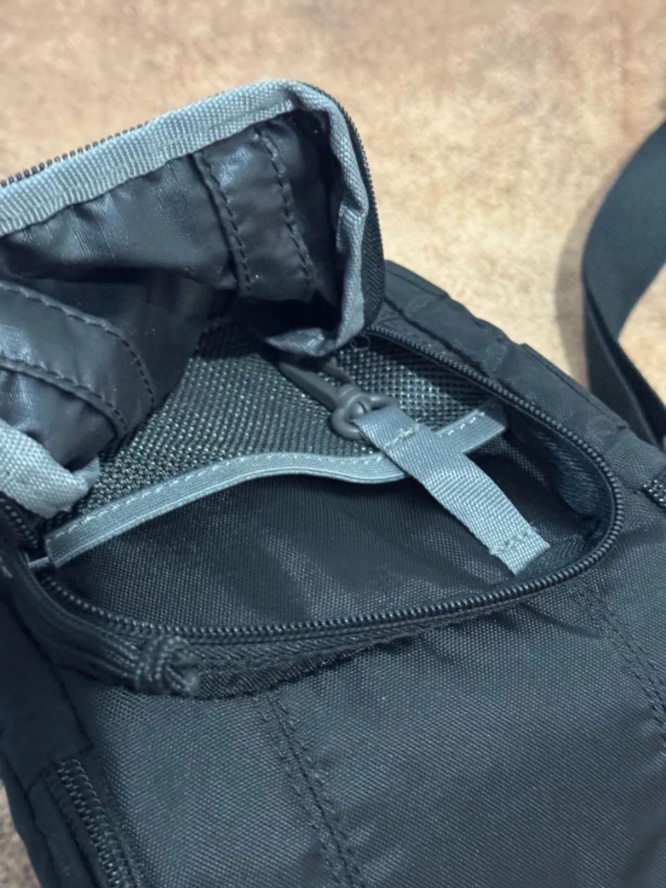 Bolsa Holster Câmera DSLR Lowepro - Bolsa de Ombro para Fotografia - Foto 2