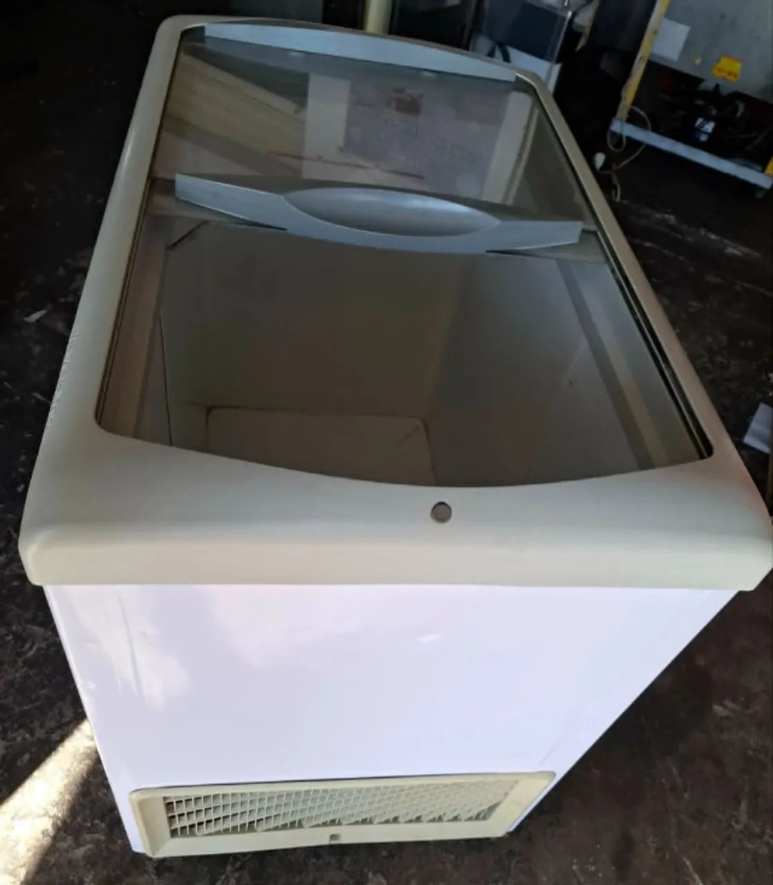 Freezer Expositor Metalfrio  - Foto 2