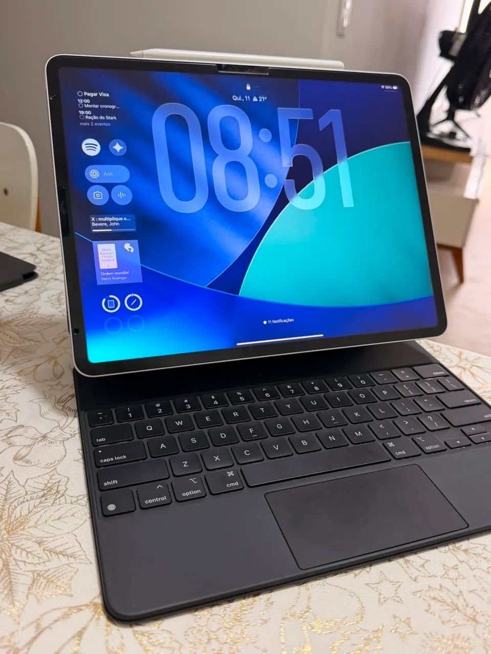 iPad PRO 13 M2 + Capa teclado da Apple, capa da Apple e Apple Pencil Pro - Foto 4