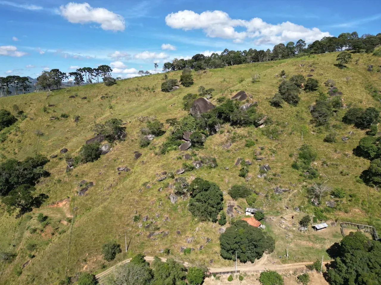 Sitio de 5 alqueires  na cidade  de Itapeva-MG - Foto 4