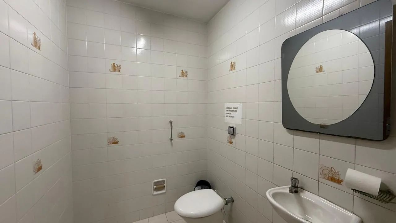 SALA COMERCIAL PARA LOCAÇÃO NO CENTRO - Foto 5