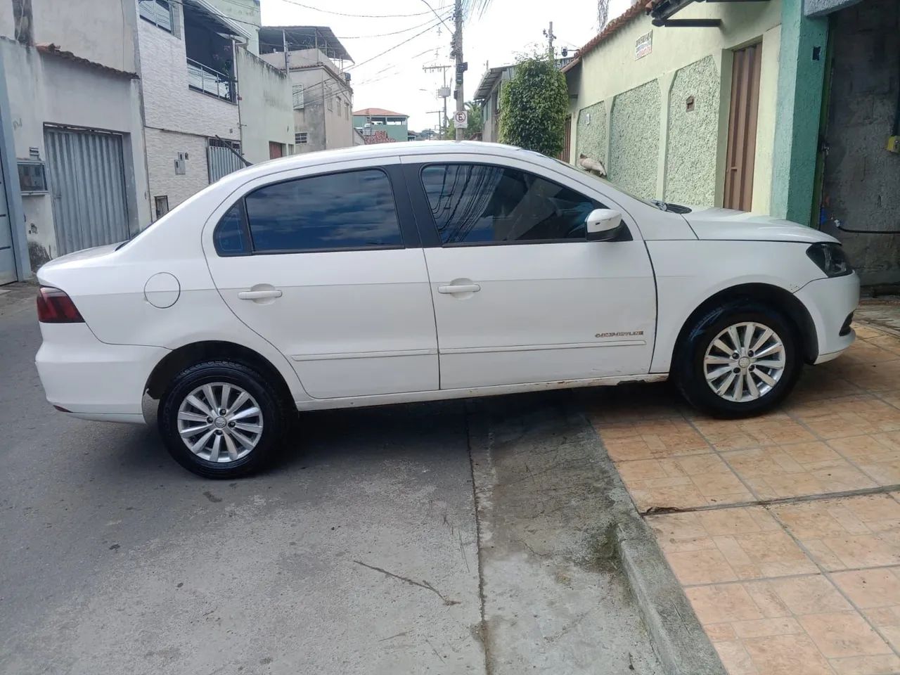 Volkswagen Voyage 2013