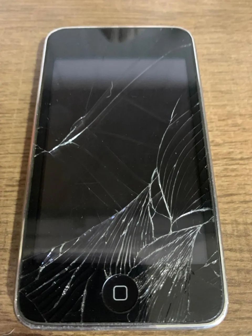 iPod Touch 3 - 64GB - Com Detalhe