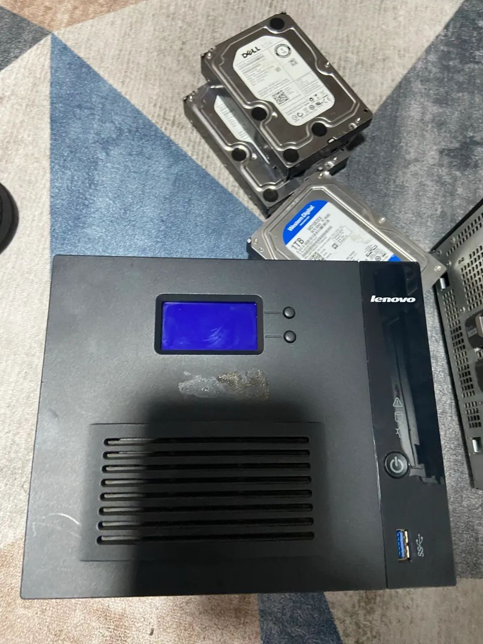 Servidor Lenovo IX4-300D