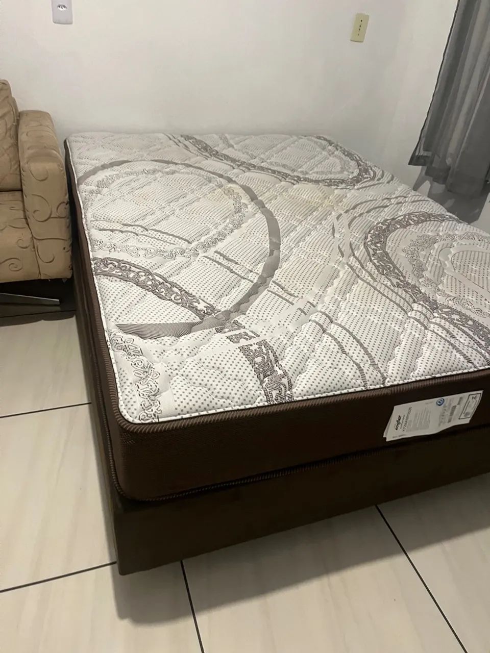 Cama Box de Casal
